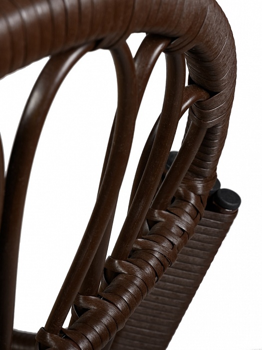Купить кресло-качалка  с подножкой из искусственного ротанга 05/17 met орех в Омске - магазин Уютный Интерьер.  5