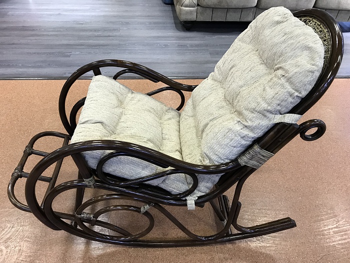 Купить кресло-качалка из натурального ротанга "05/11" браун в Омске - магазин Уютный Интерьер.  5